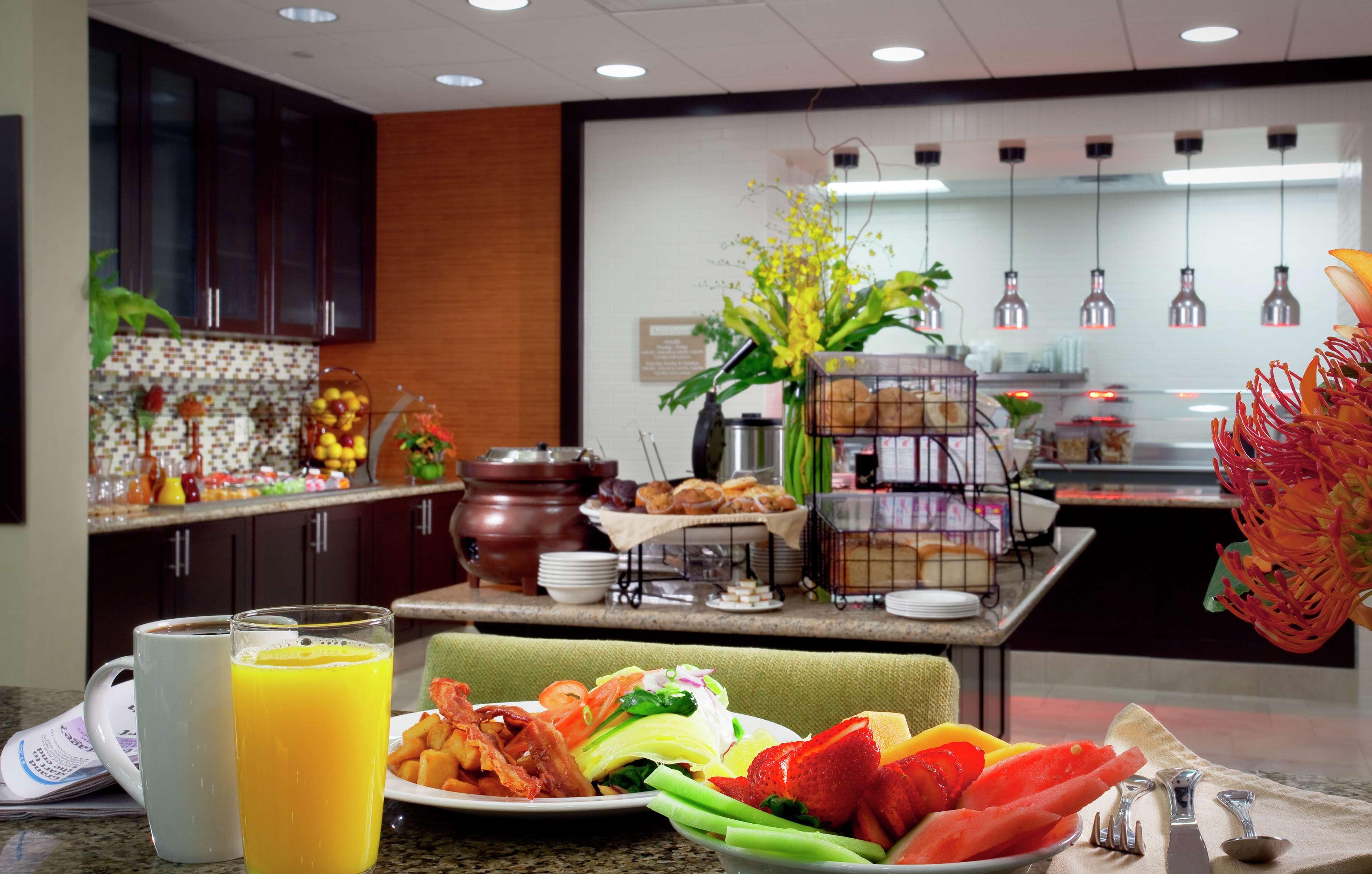 Hilton Garden Inn Seattle/Bothell Εστιατόριο φωτογραφία
