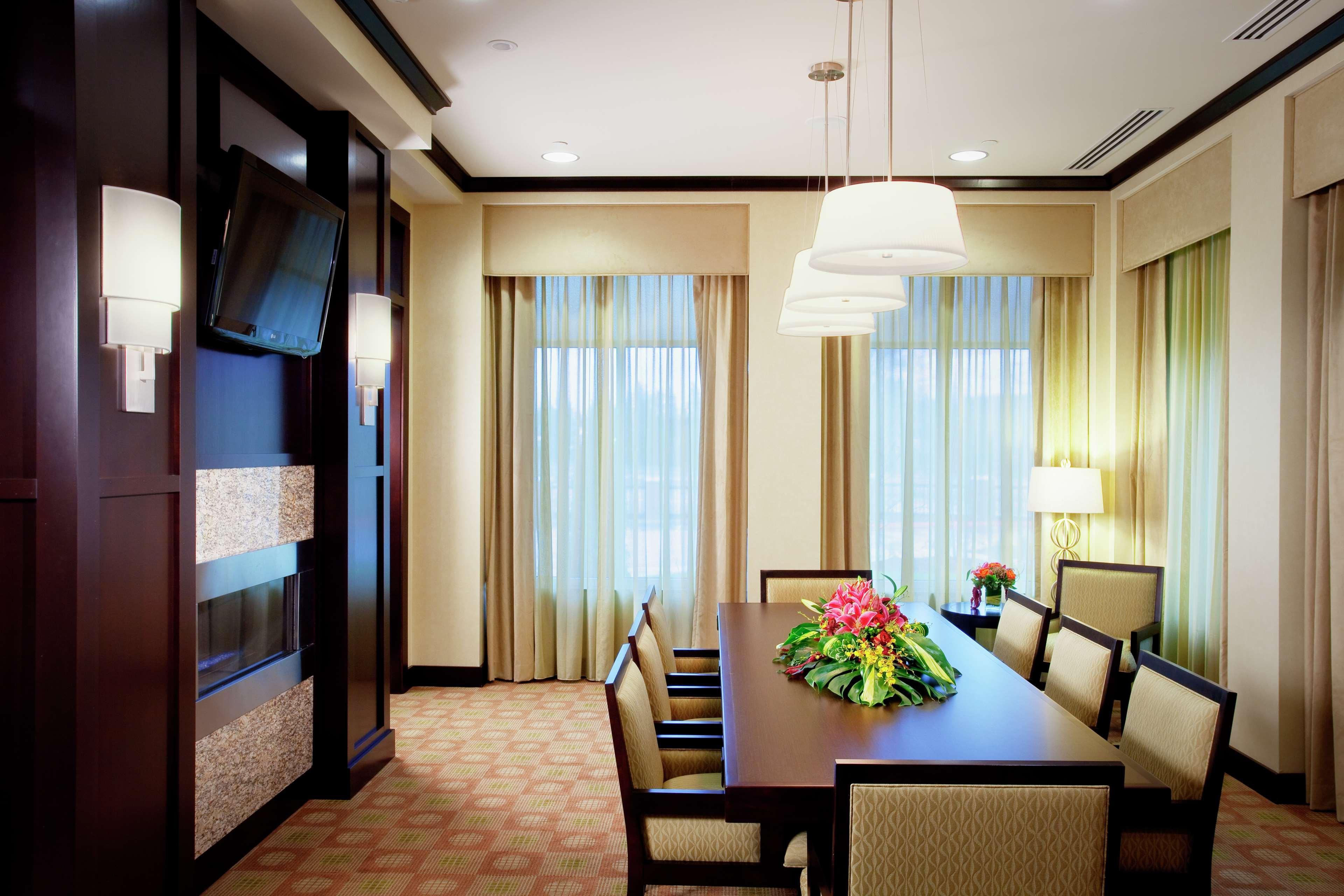 Hilton Garden Inn Seattle/Bothell Δωμάτιο φωτογραφία